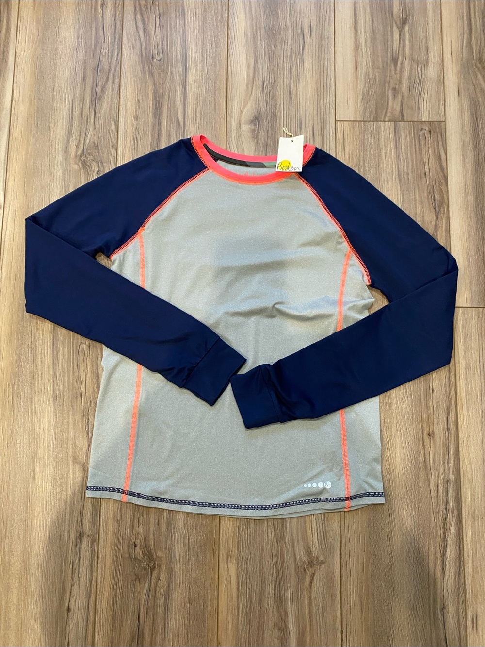 Boden Gray Top with Navy and Coral Trim xs/s